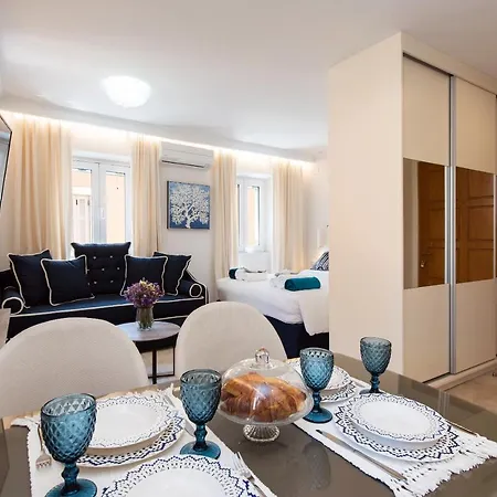 Corfu χ Апартаменты *